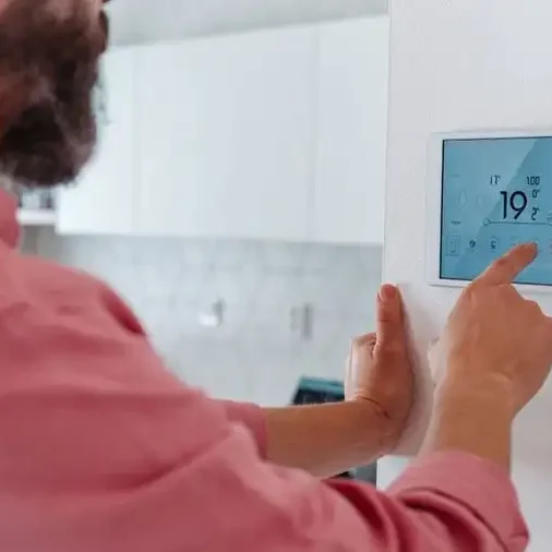 smart-hvac-controls-energy-consumption Smart HVAC controls and thermostat reducing energy consumption in a BC home