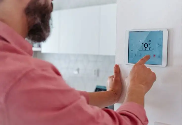 smart-hvac-controls-energy-consumption Smart HVAC controls and thermostat reducing energy consumption in a BC home